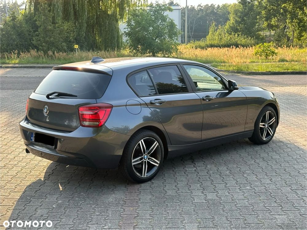 BMW Seria 1 118d Sport Line - 6