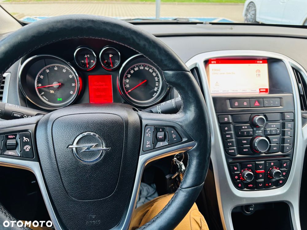 Opel Astra 1.4 T Sport - 24