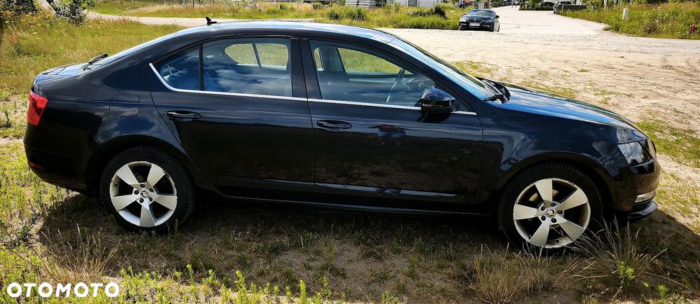 Skoda Octavia 1.6 TDI Ambition DSG - 4