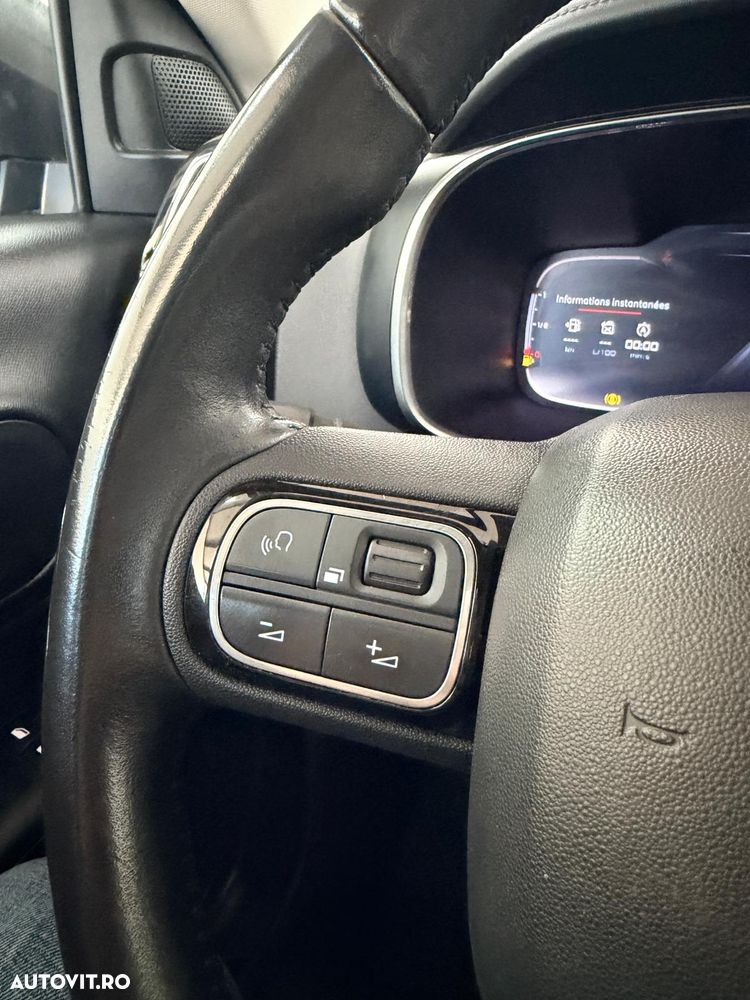 Citroën C5 Aircross 1.2 PureTech S&S BVM6 Live Pack - 29