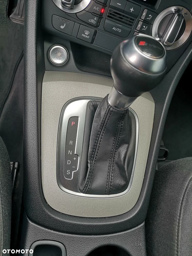 Audi Q3 2.0 TFSI Quattro S tronic - 24