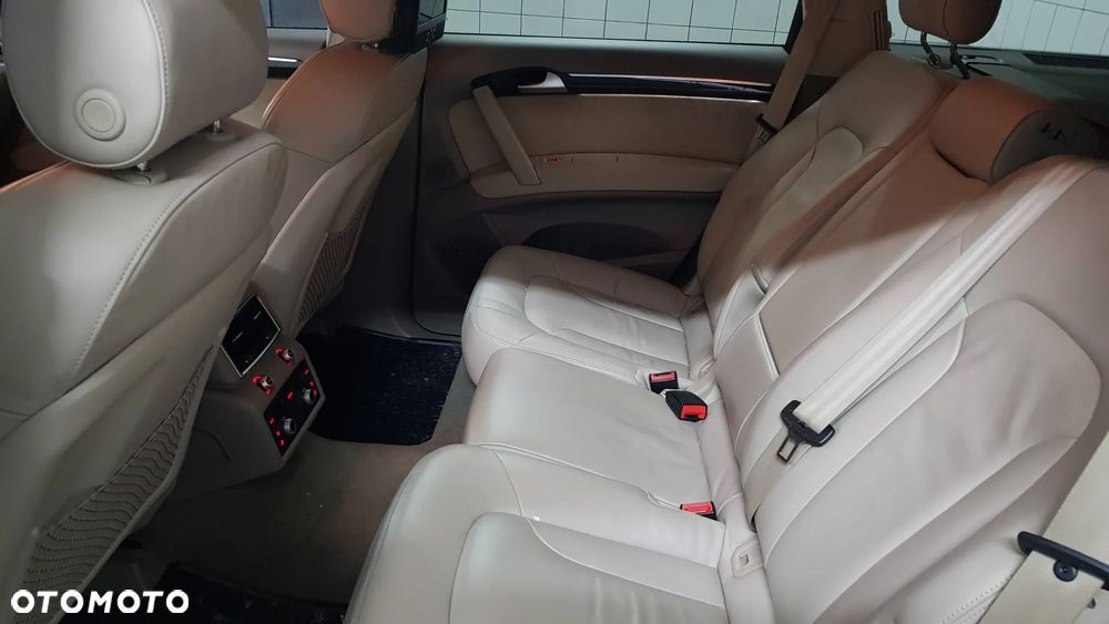Audi Q7 3.0 TDI DPF Quattro Tiptronic - 6