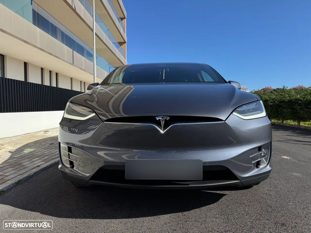 Tesla Model X 100 kWh Long Range Plus AWD - 3