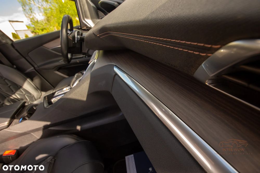 Peugeot 5008 1.6 PureTech GT Pack S&S EAT8 - 27