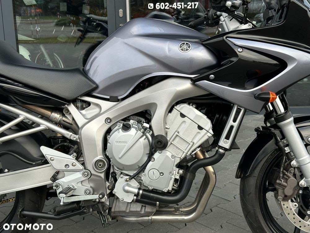 Yamaha FZ6 - 7
