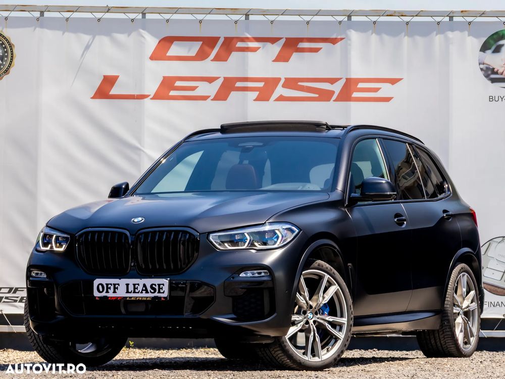 BMW X5 M M50i - 1