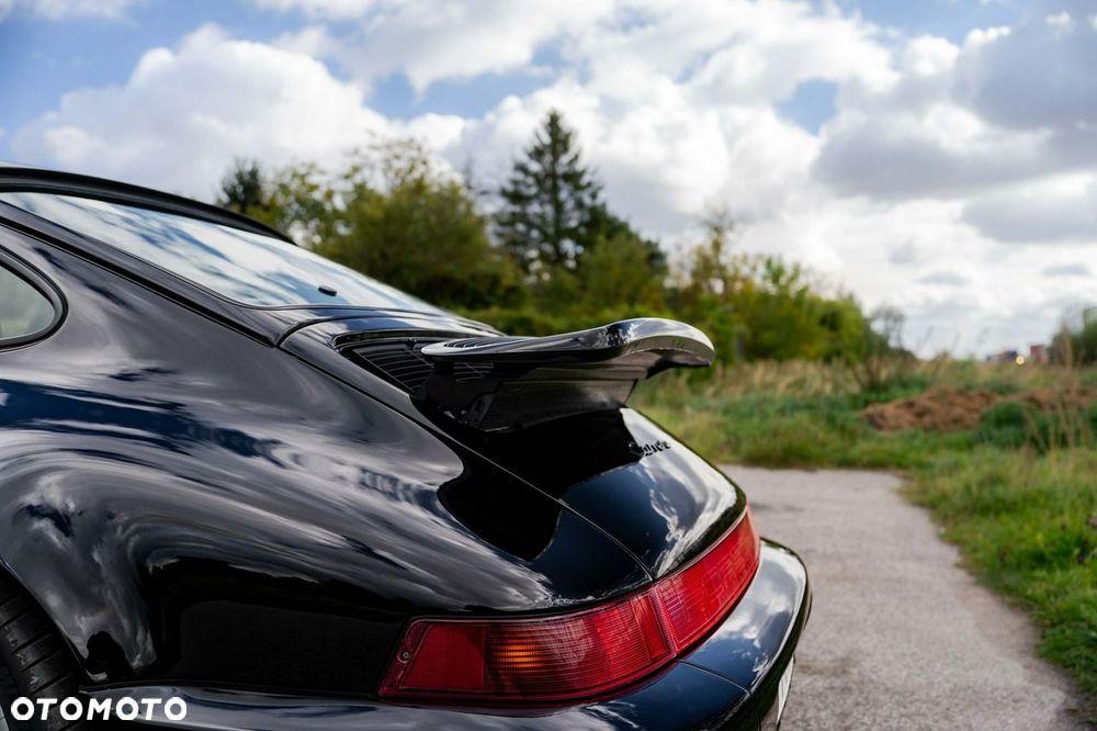Porsche 911 - 22