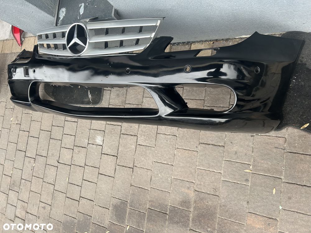 MERCEDES CLS W219  AMG ZDERZAK GRILL ORG - 2