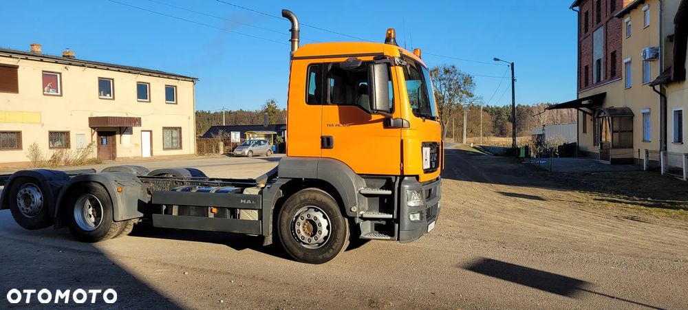 MAN TGS 2011r KRÓTKI ROZSTAW 390cm 3-y OSIOWY rama do zabudowy DMC 26t BECZKA ASENIZACJA - 30