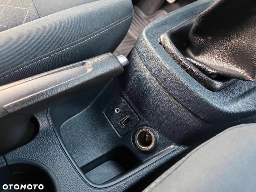 Ford Fiesta 1.25 Ghia EU5 - 21