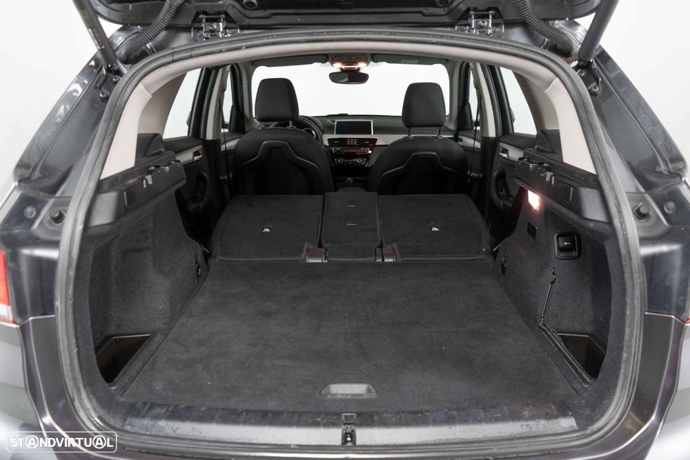 BMW X1 25 e xDrive Corporate Edition - 14