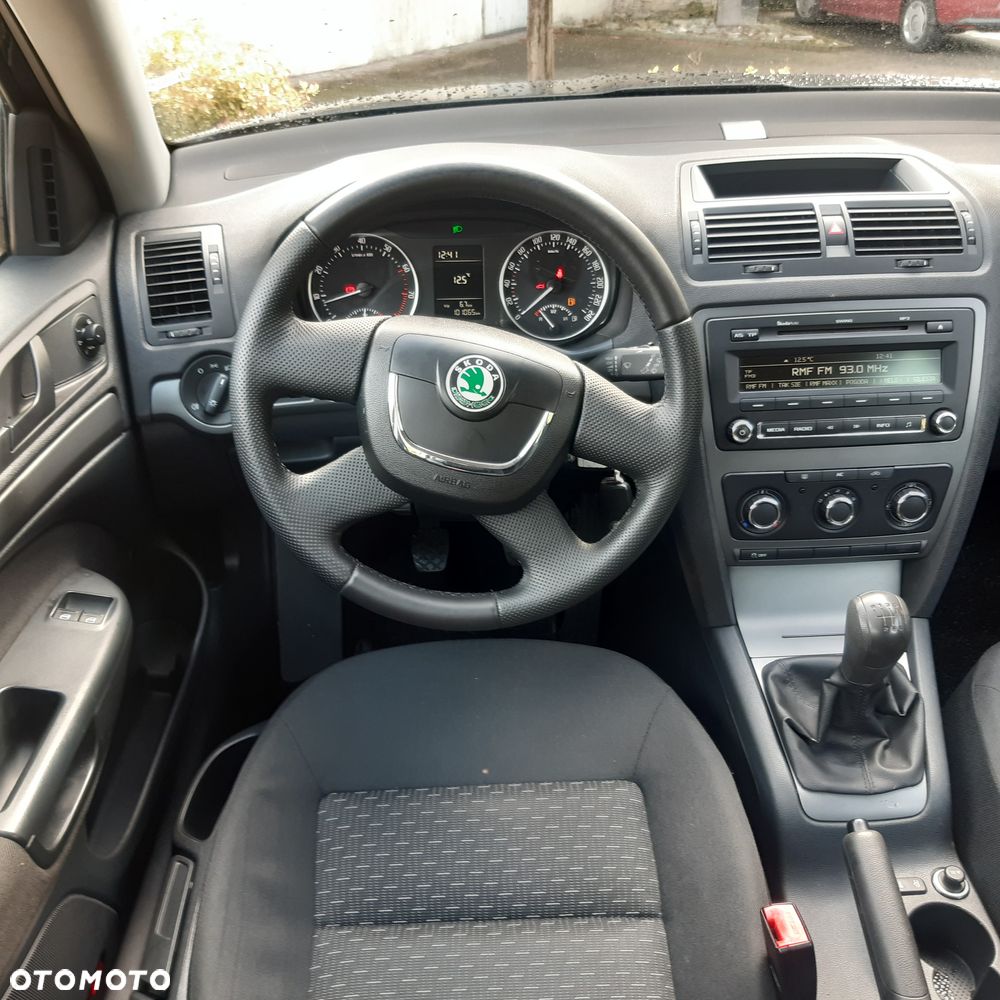 Skoda Octavia - 14