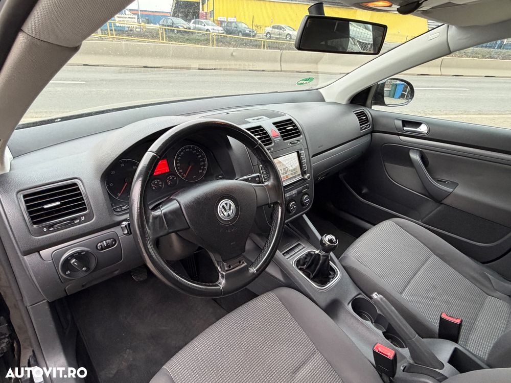 Volkswagen Jetta 1.9 TDI DPF United - 22