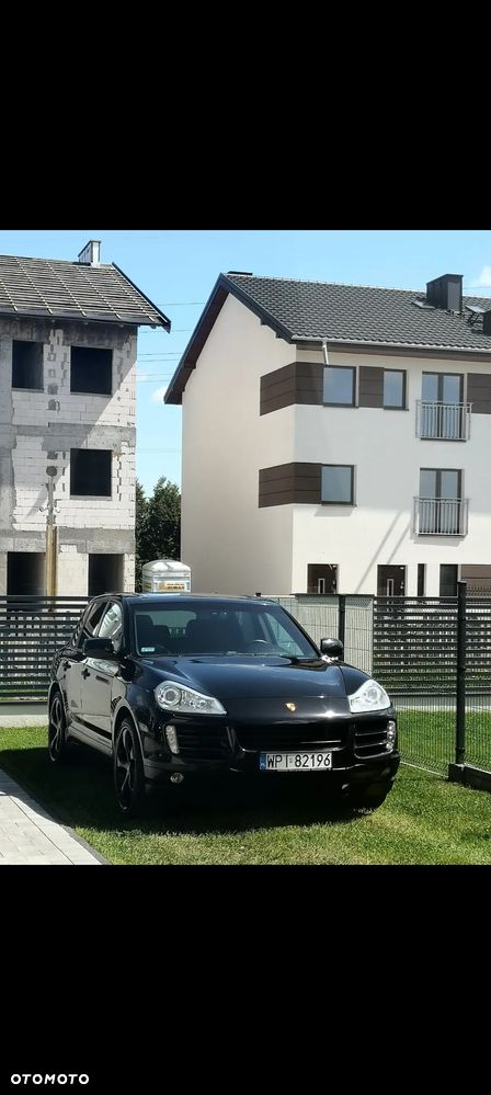 Porsche Cayenne - 10