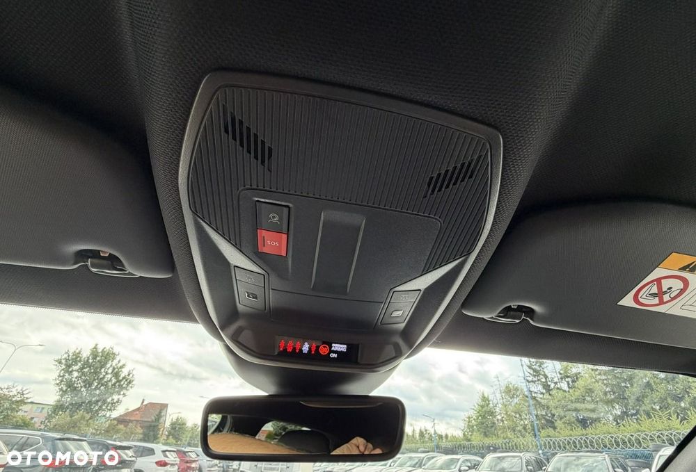 Peugeot 408 1.6 Plug-In Hybrid 225 GT EAT8 - 25