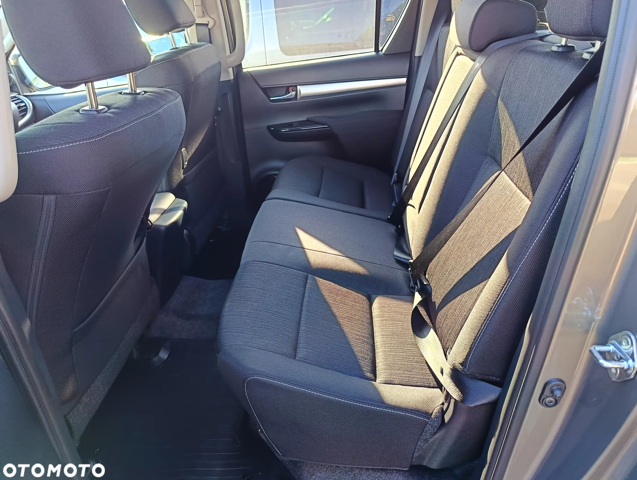 Toyota Hilux 2.8 D-4D Double Cab Active 4x4 - 11