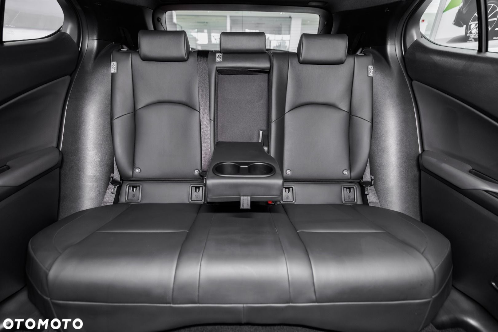 Lexus UX - 11