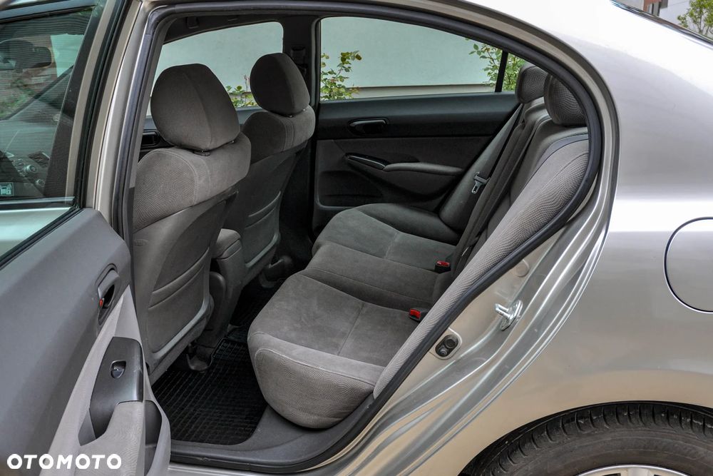 Honda Civic - 8