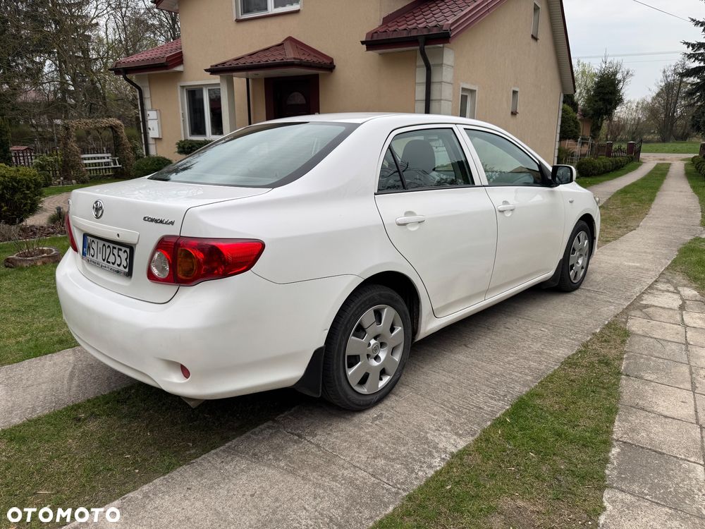 Toyota Corolla 1.6 Active - 3