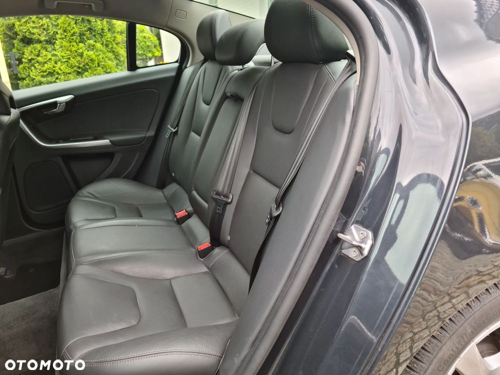 Volvo S60 - 37