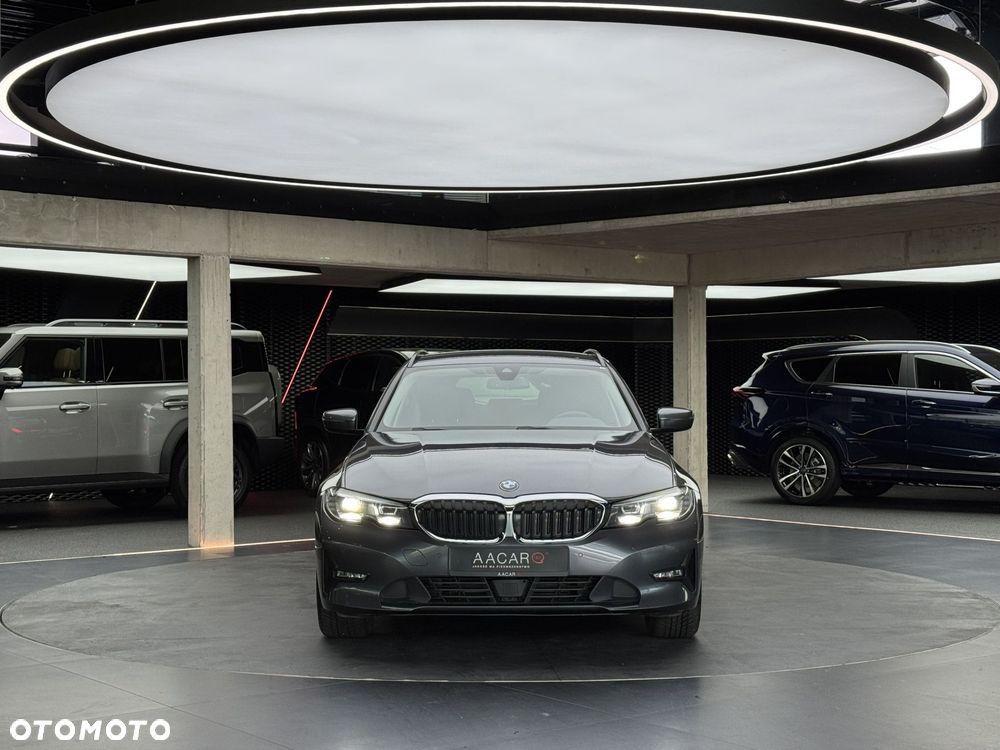 BMW Seria 3 318d - 9