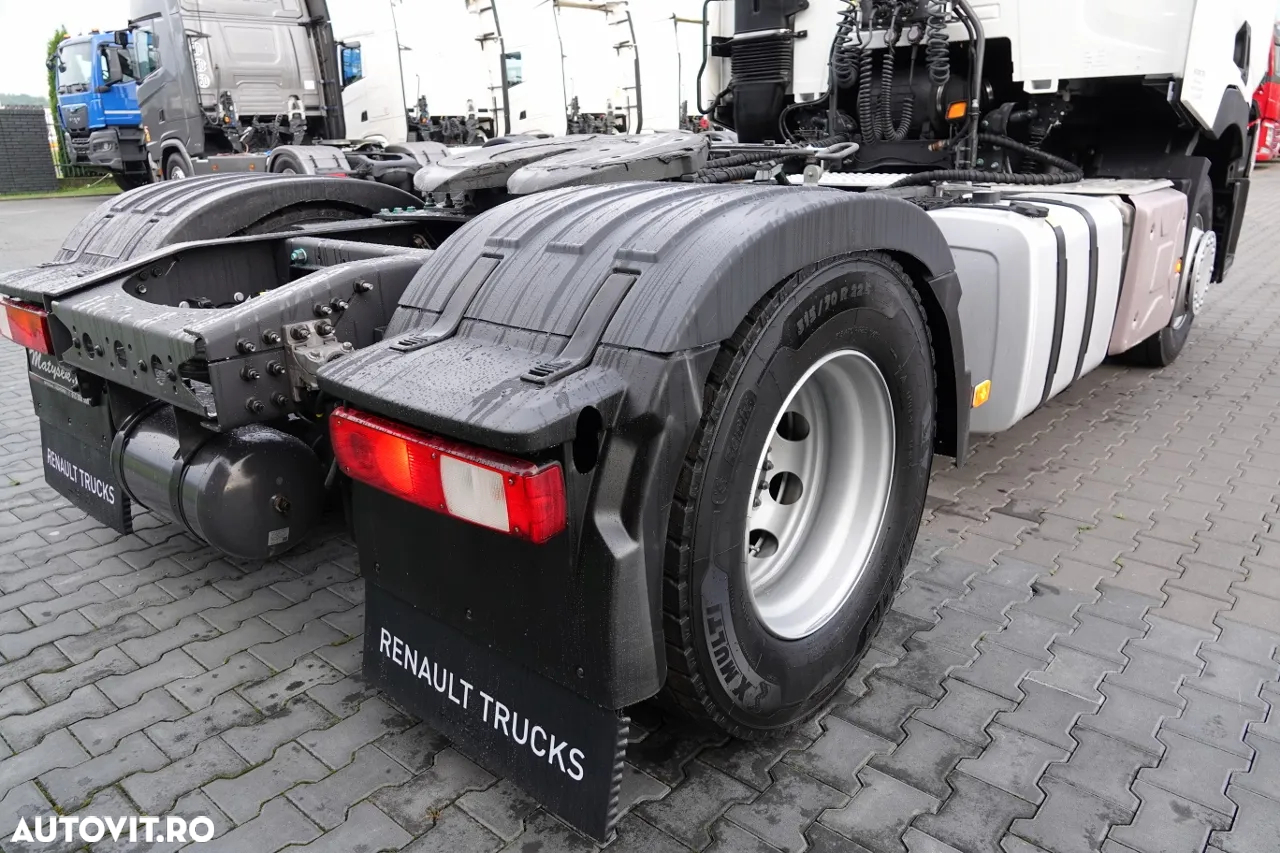 Renault T 430 / CABĂ JUSĂ / HIDRAULICĂ DE BASCULARE / GREUTATE: 6.700 KG / 250.000 km. - 15