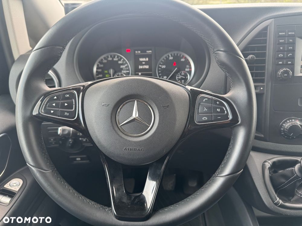 Mercedes-Benz Vito - 23