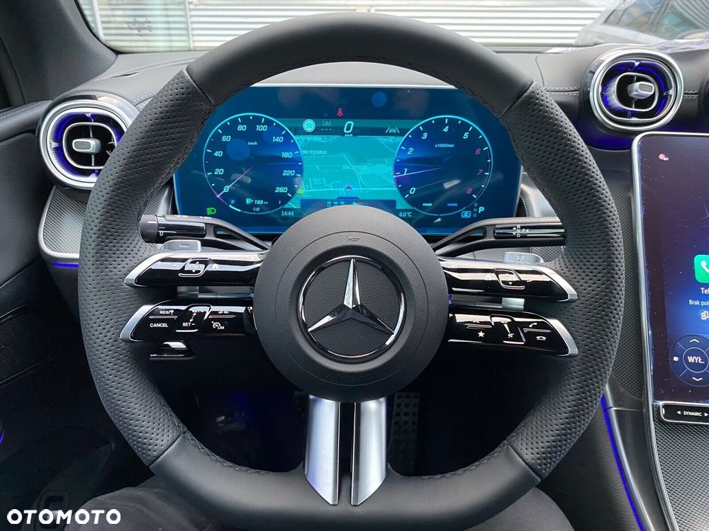 Mercedes-Benz GLC - 11