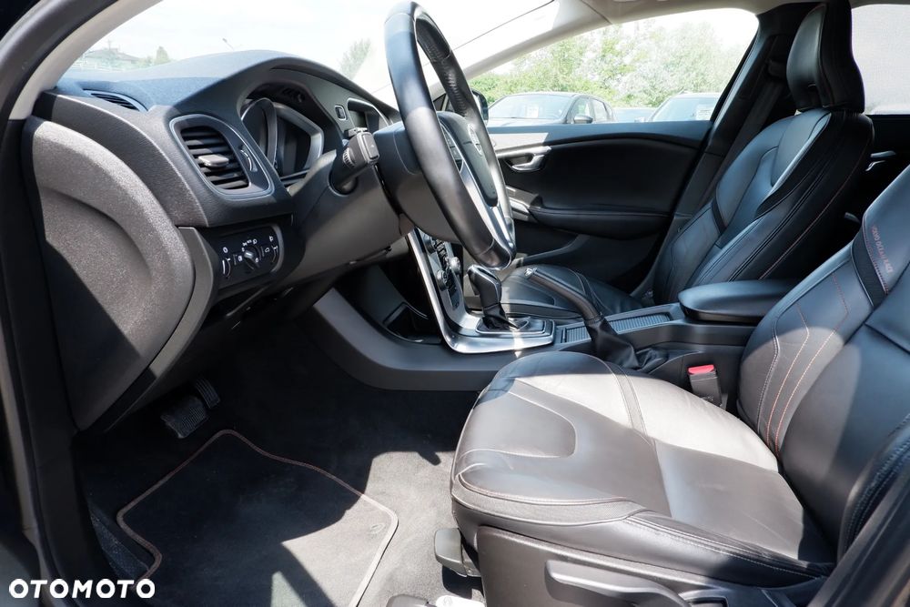 Volvo V40 D2 Powershift Ocean Race - 26