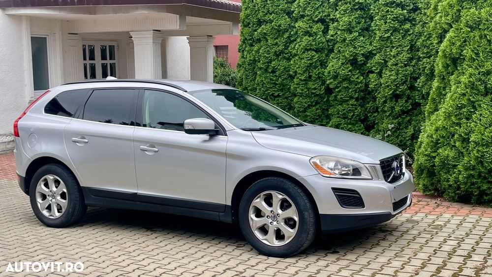 Volvo XC 60 2.4D AWD Momentum - 3