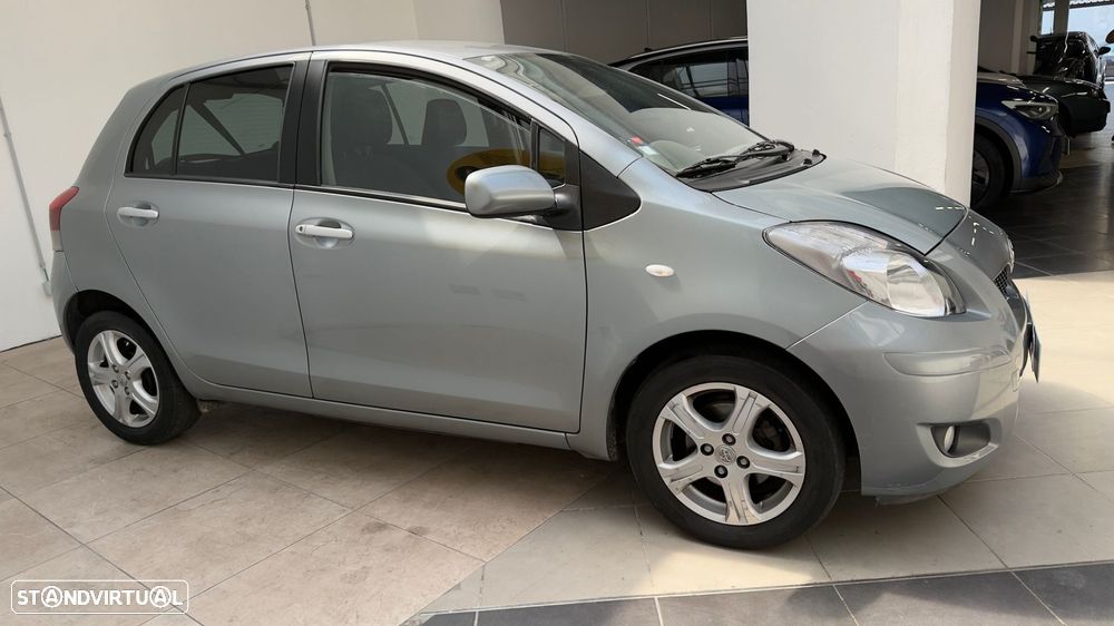 Toyota Yaris 1.4 D-4D Sol - 5