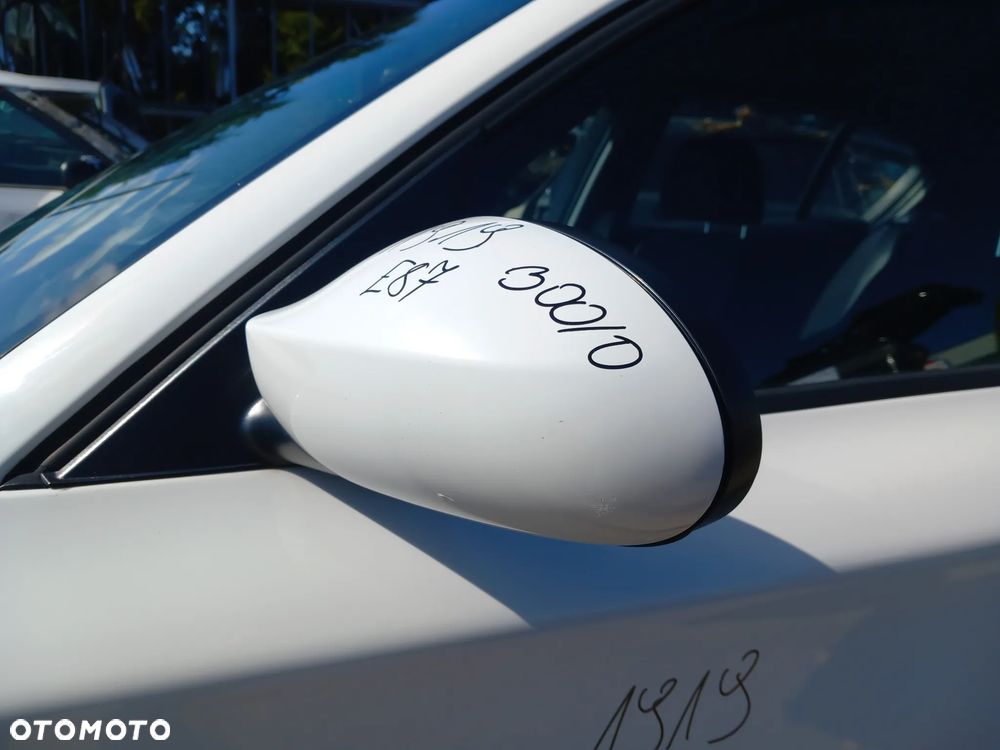 BMW E87 LUSTERKO LEWE PRZEDNIE LEWY PRZÓD KOLOR: 300 - 3