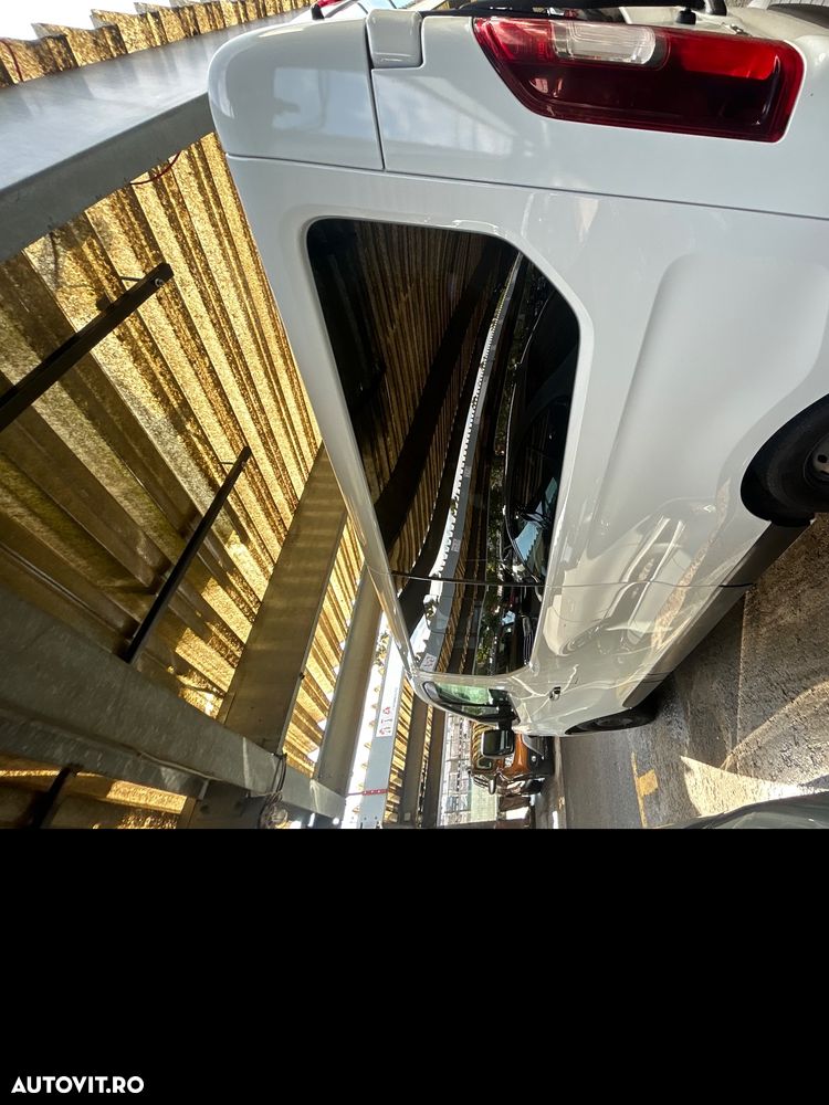 Renault Trafic - 12