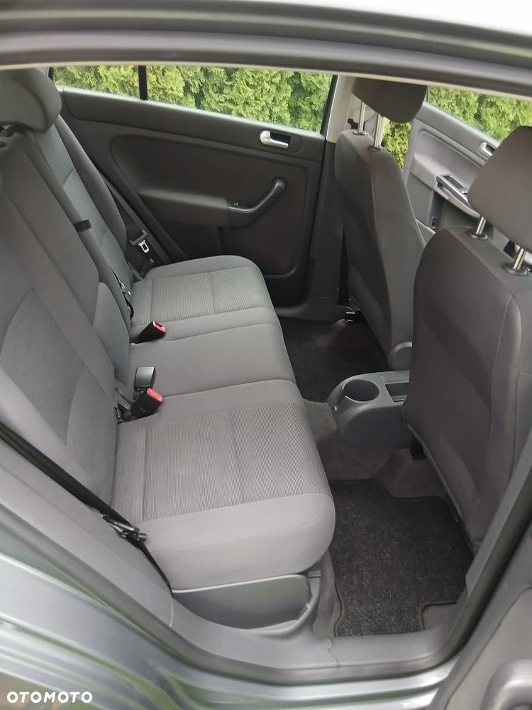 Volkswagen Golf Plus - 8