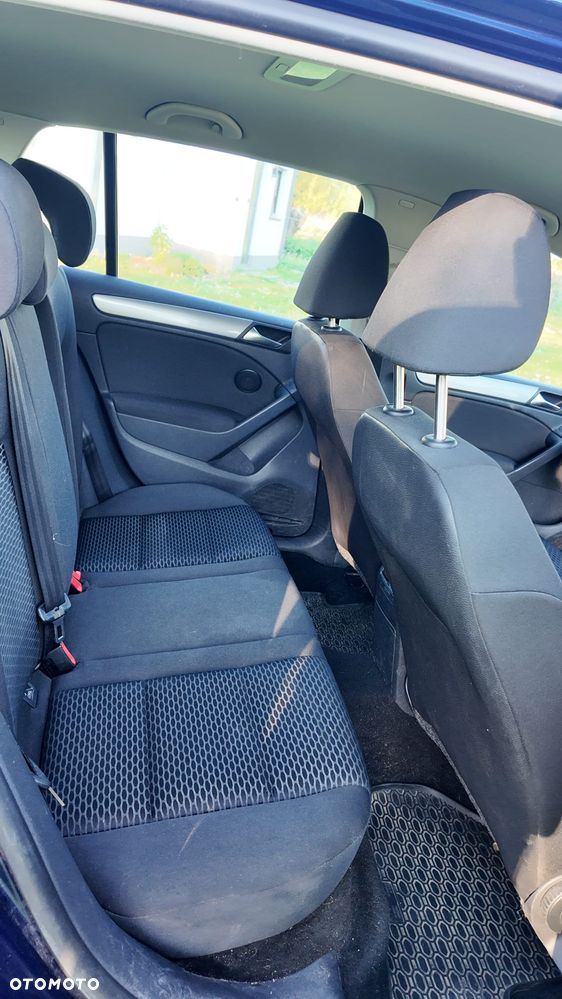 Volkswagen Golf 1.6 Comfortline - 5