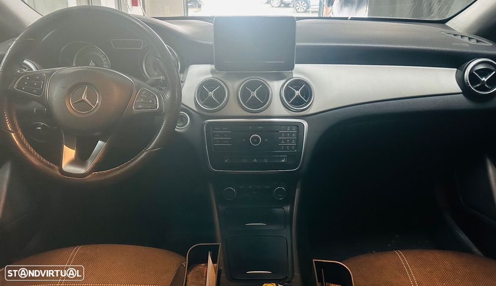 Mercedes-Benz CLA 200 d Shooting Brake Aut. - 4