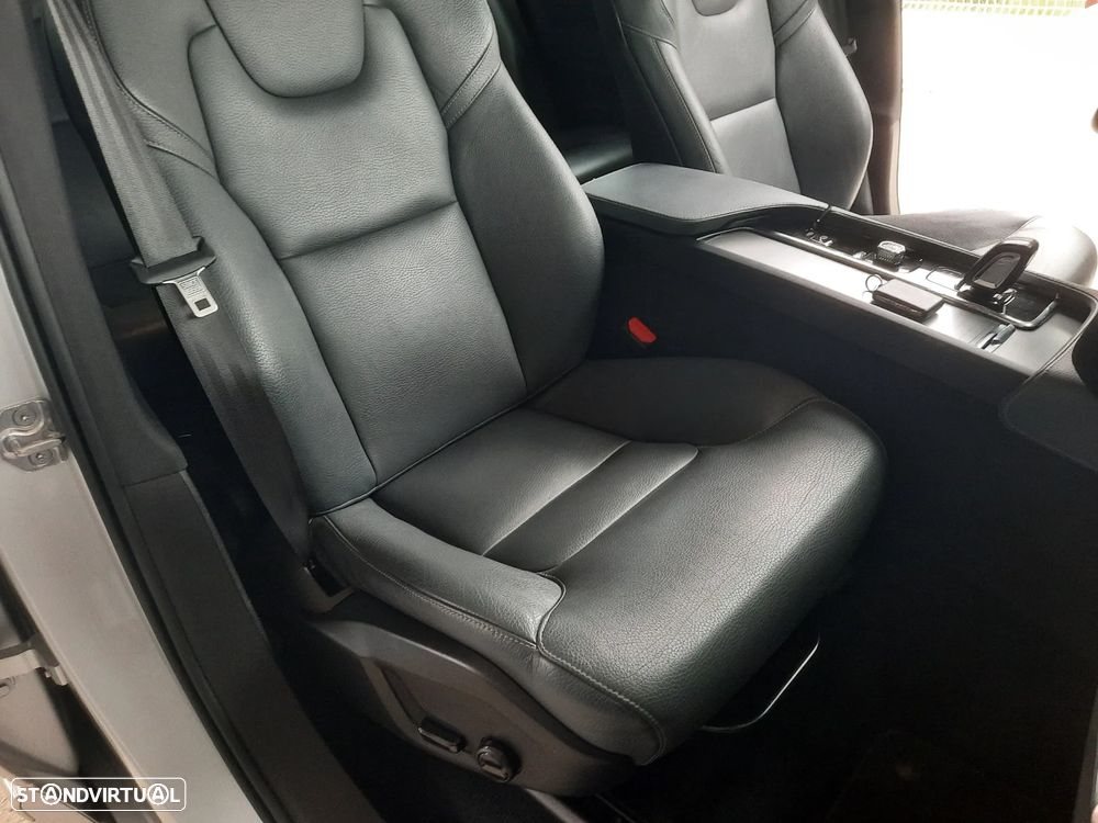 Volvo XC 90 T8 AWD Recharge Geartronic Inscription - 31