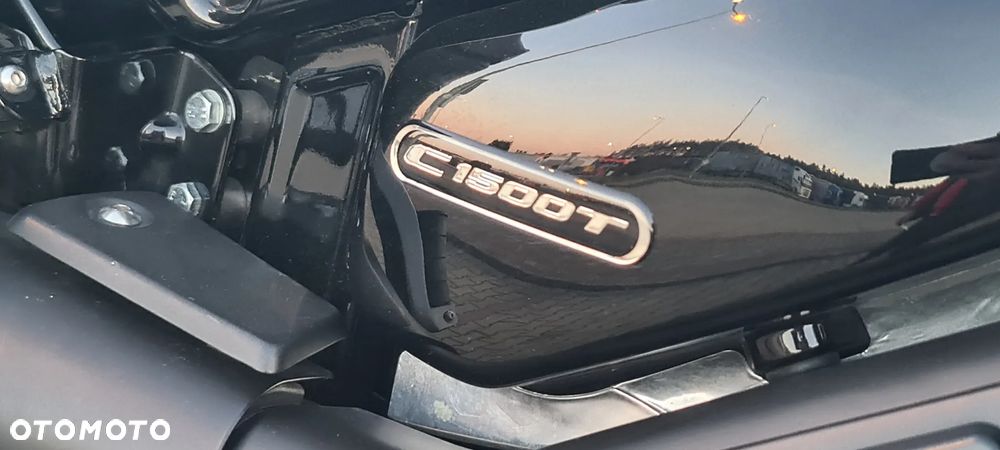 Suzuki VL 1500 Intruder LC - Boulevard C90 - 9