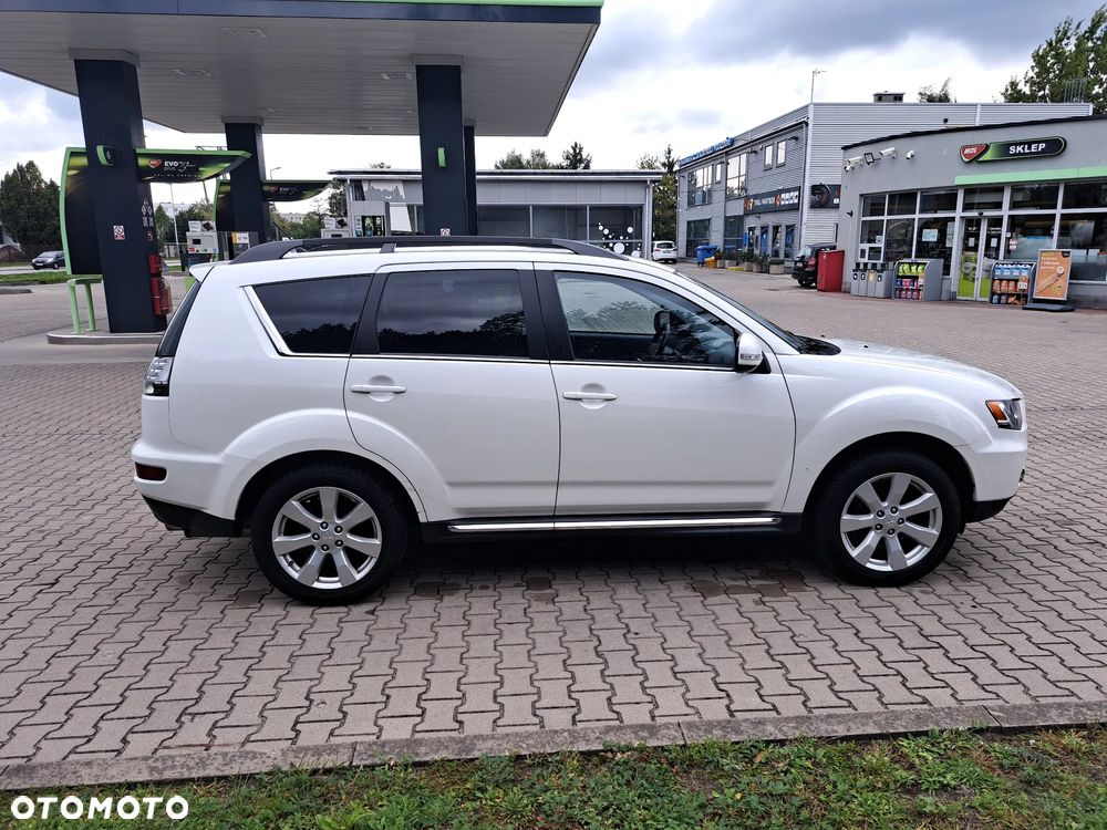 Mitsubishi Outlander 2.0 Invite 2WD - 3