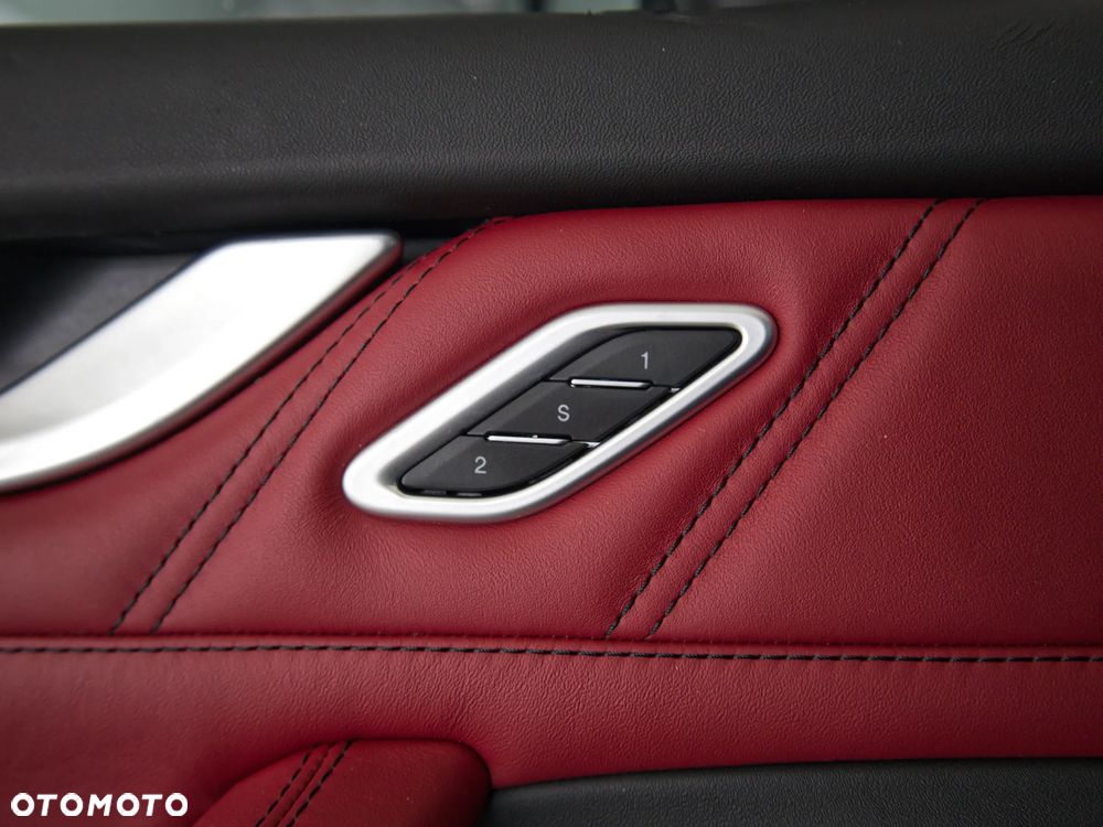 Maserati Levante S Q4 GranSport - 18
