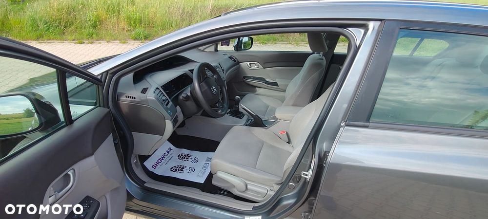 Honda Civic 1.8 i-VTEC Comfort - 13