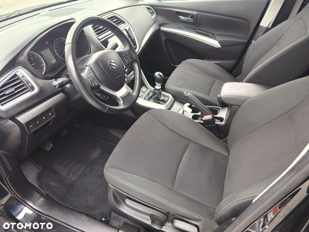Suzuki SX4 S-Cross 1.4 T Premium - 15