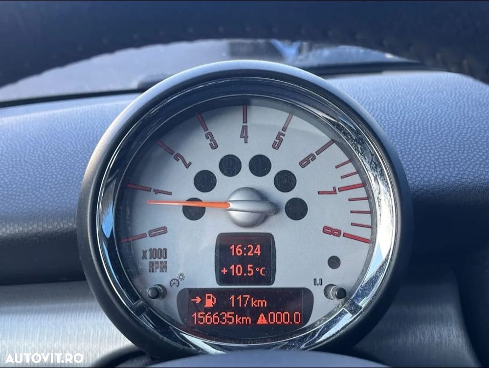 Mini Cooper Standard - 12
