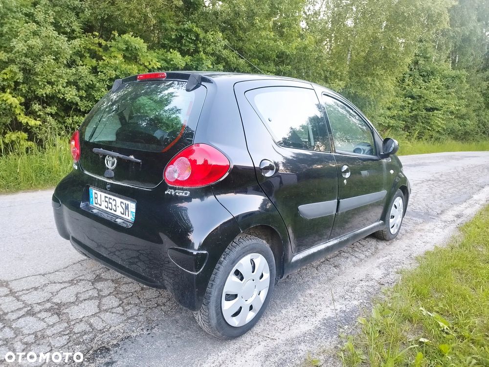 Toyota Aygo City - 6
