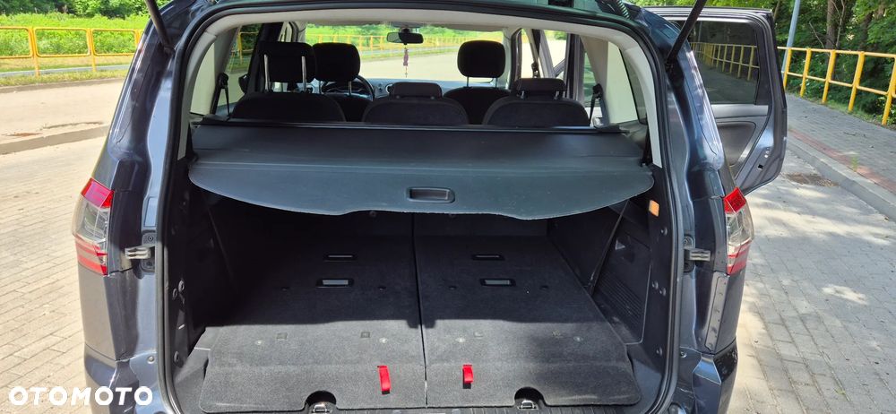 Ford S-Max 2.0 TDCi Trend - 32