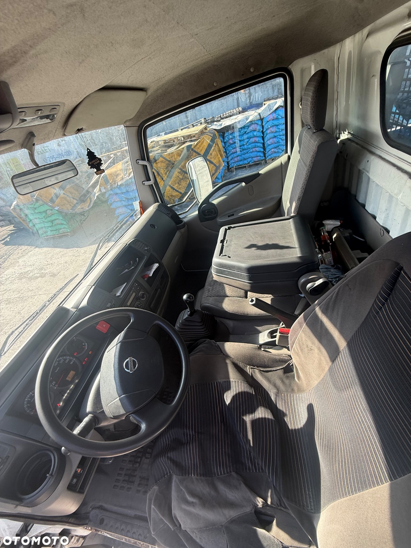 Nissan Cabstar - 8