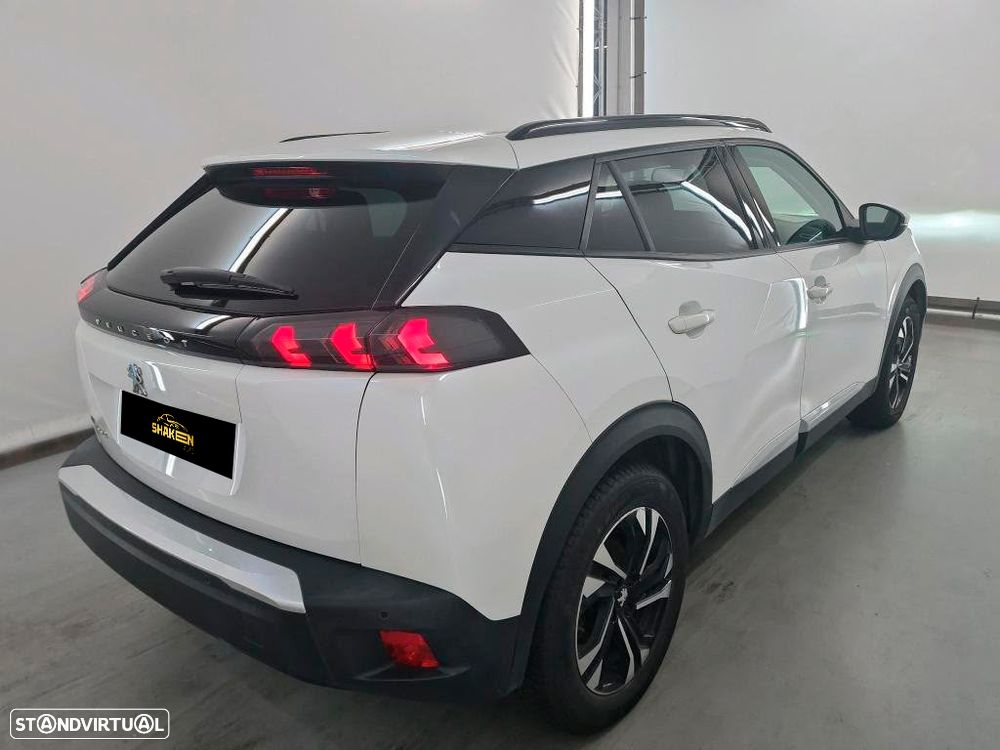 Peugeot e-2008 Allure - 3