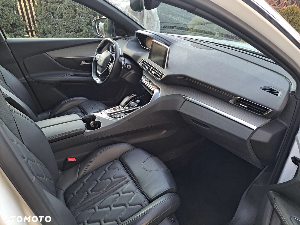 Peugeot 3008 - 9