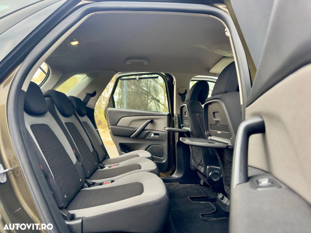 Citroën C4 Picasso 1.6 e-HDI Aut. Intensive - 14