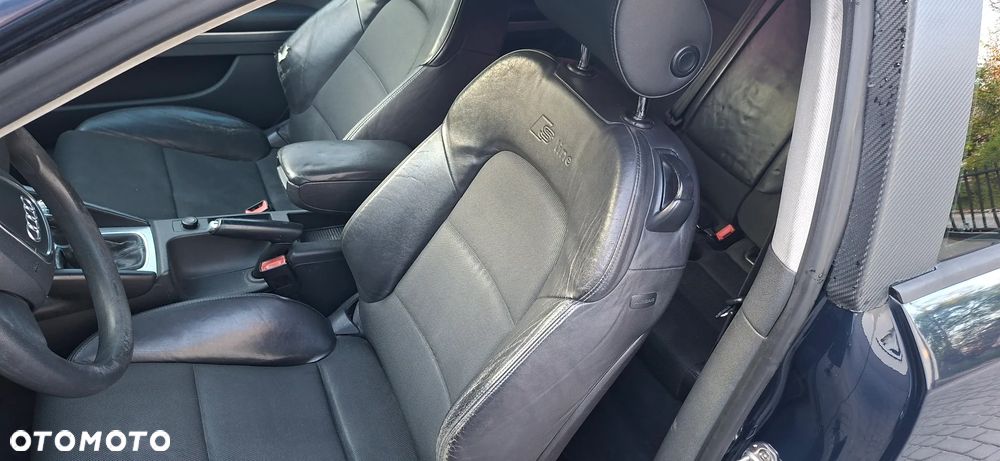 Audi A3 3-drzwiowe 2.0 TDI Attraction - 2